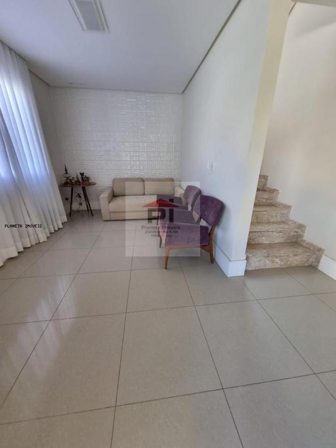 Casa de Condomínio à venda com 4 quartos, 300m² - Foto 10