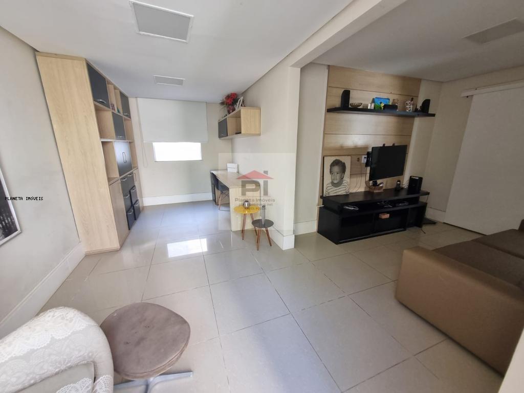 Casa de Condomínio à venda com 4 quartos, 300m² - Foto 13