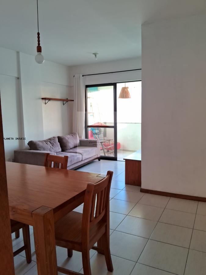 Apartamento à venda com 3 quartos, 83m² - Foto 2