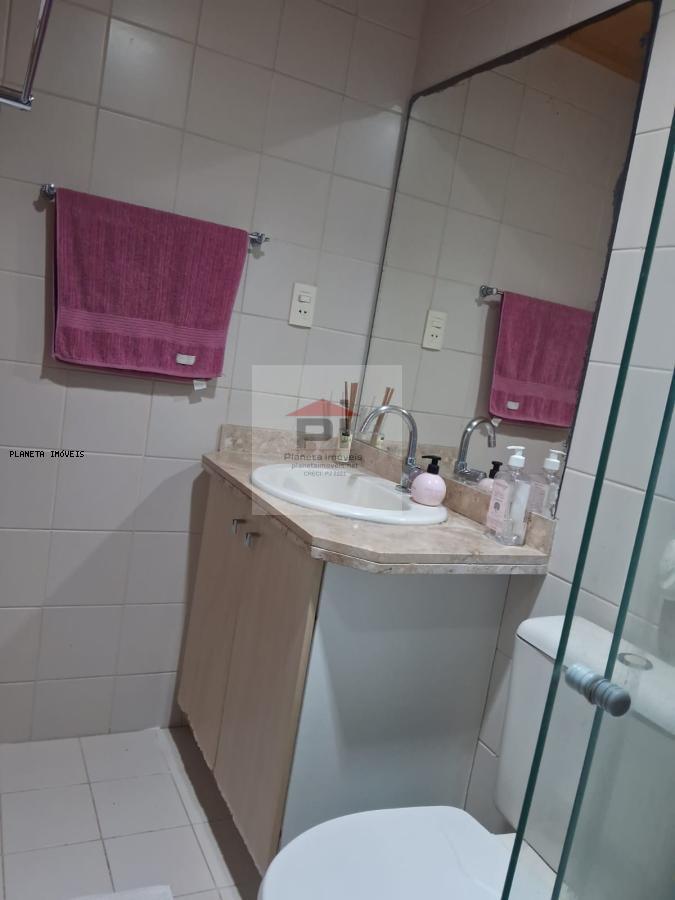 Apartamento à venda com 3 quartos, 83m² - Foto 28