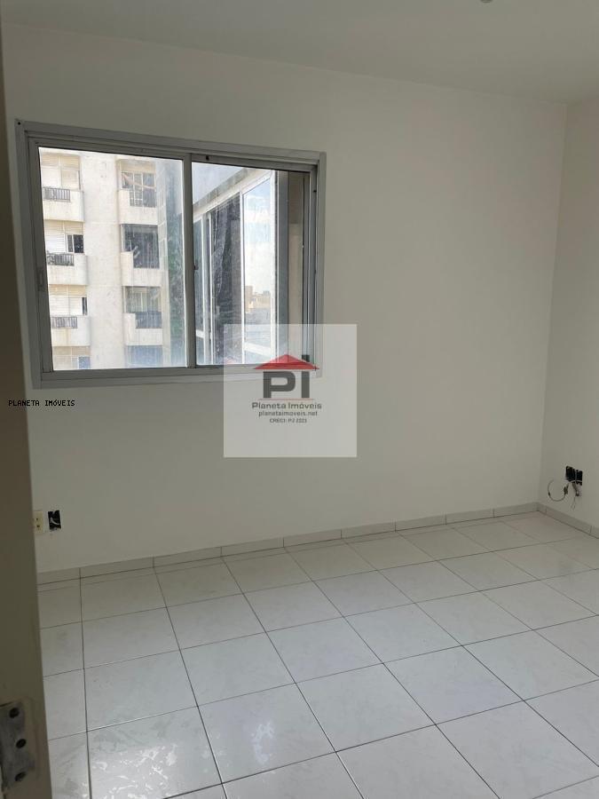 Apartamento à venda com 3 quartos, 110m² - Foto 4