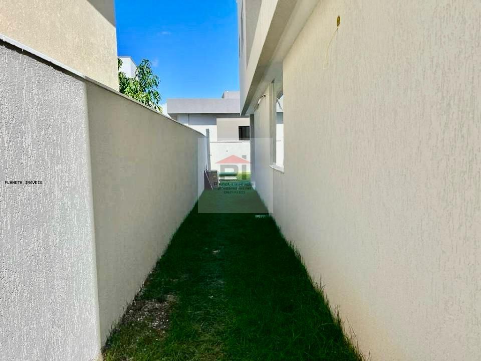 Casa de Condomínio à venda com 4 quartos, 300m² - Foto 18