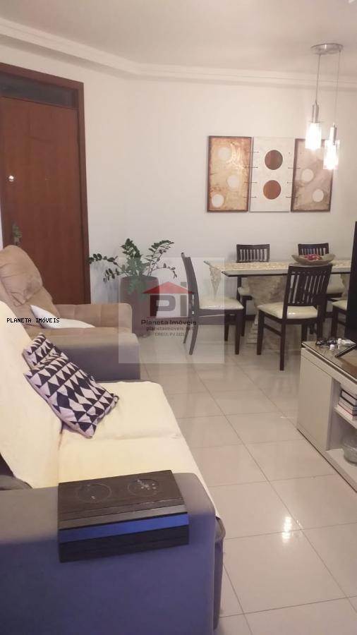 Apartamento à venda com 3 quartos, 72m² - Foto 2