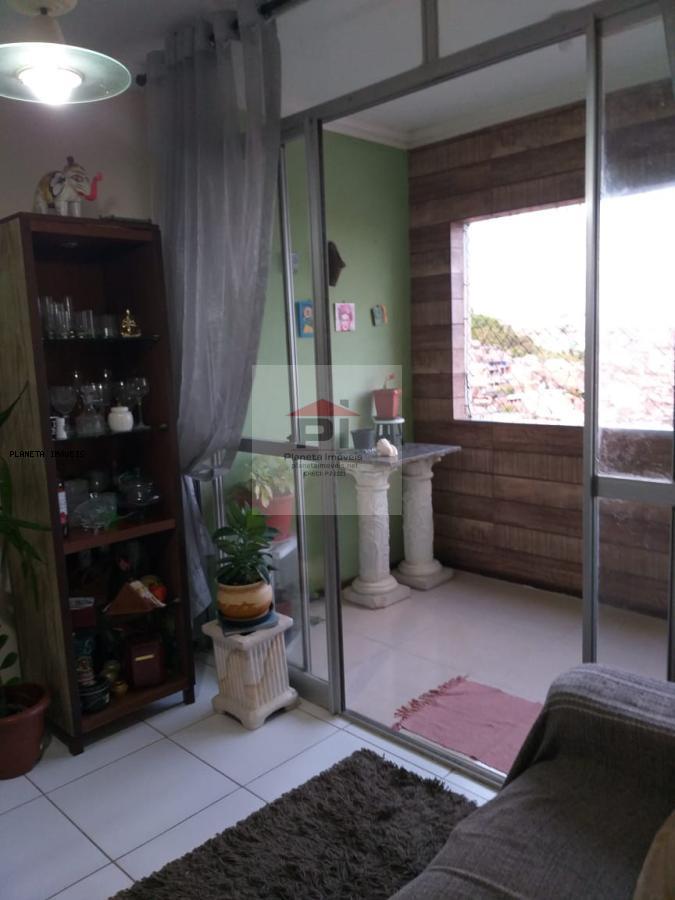 Apartamento à venda com 3 quartos, 82m² - Foto 3