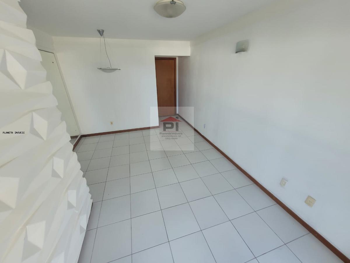 Apartamento à venda com 3 quartos, 72m² - Foto 1