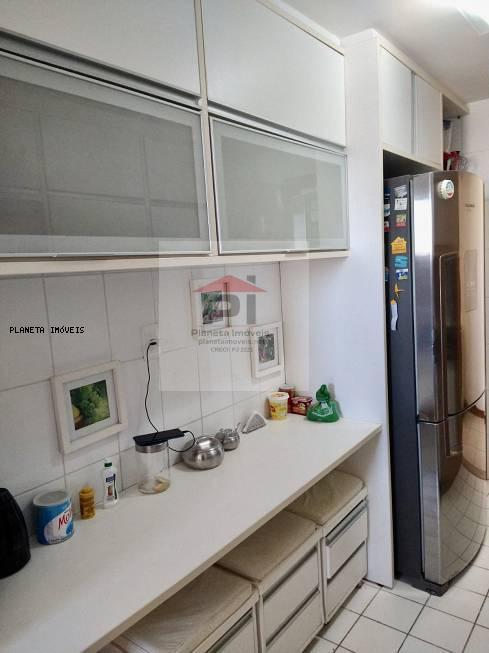 Apartamento à venda com 3 quartos, 93m² - Foto 5