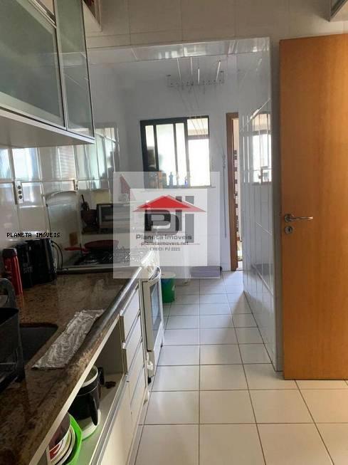 Apartamento à venda com 3 quartos, 98m² - Foto 13