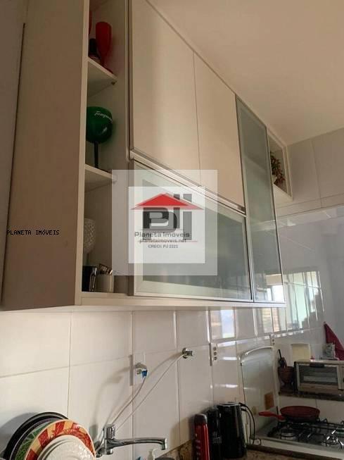 Apartamento à venda com 3 quartos, 98m² - Foto 15