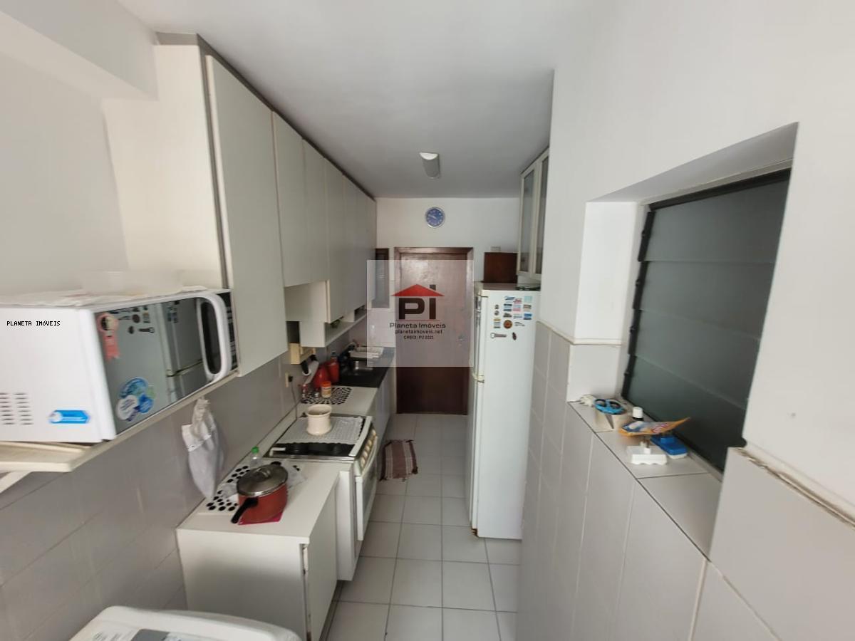 Apartamento à venda com 2 quartos, 70m² - Foto 9