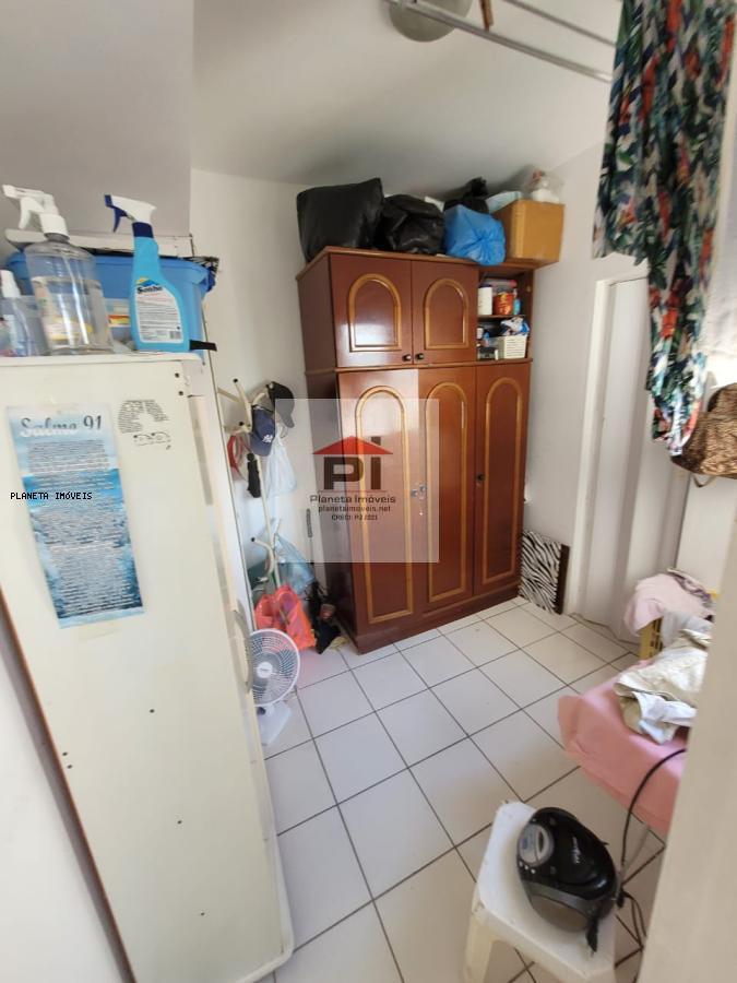 Apartamento à venda com 2 quartos, 70m² - Foto 10