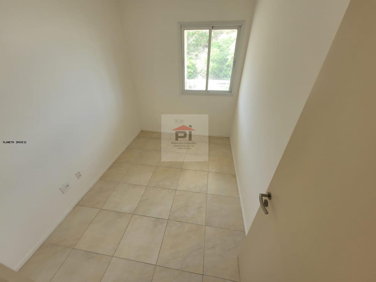 Apartamento à venda com 3 quartos, 73m² - Foto 12