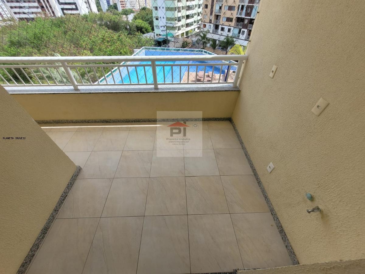 Apartamento à venda com 3 quartos, 73m² - Foto 2