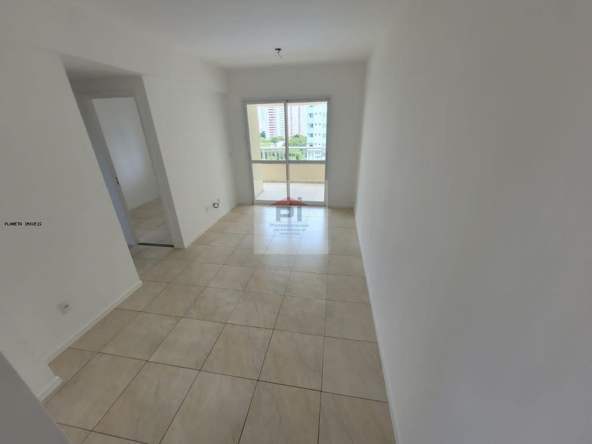 Apartamento à venda com 3 quartos, 73m² - Foto 3