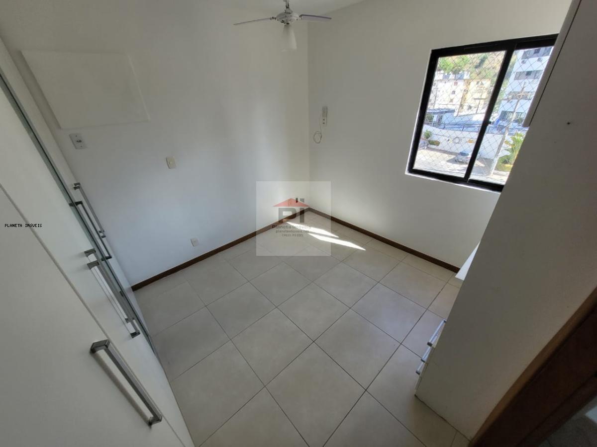 Apartamento à venda com 3 quartos, 74m² - Foto 11