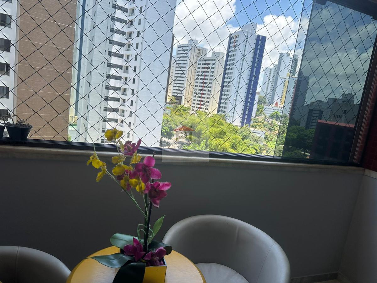 Apartamento à venda com 3 quartos, 94m² - Foto 5