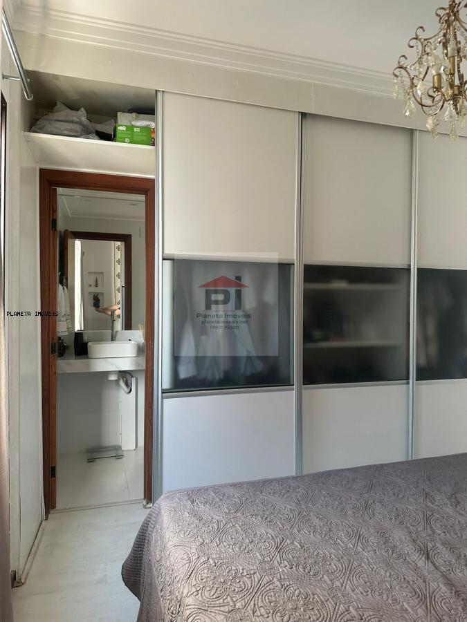 Apartamento à venda com 3 quartos, 94m² - Foto 11