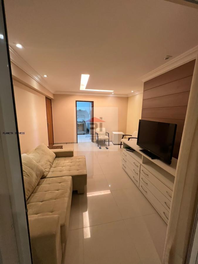 Apartamento à venda com 3 quartos, 93m² - Foto 2