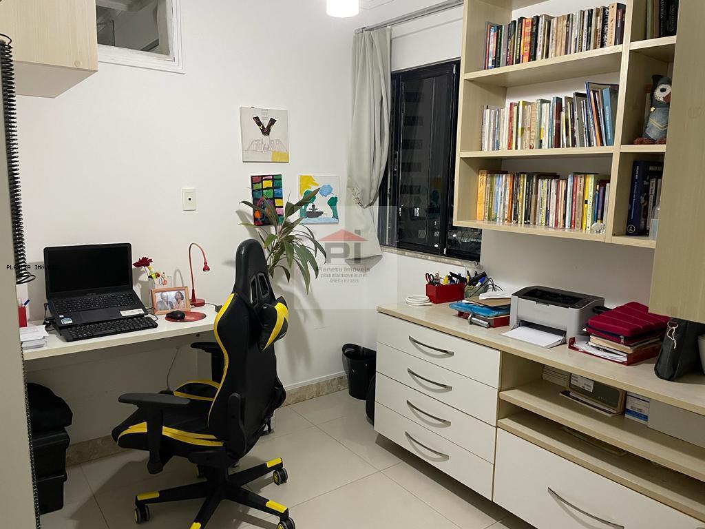 Apartamento à venda com 3 quartos, 81m² - Foto 11