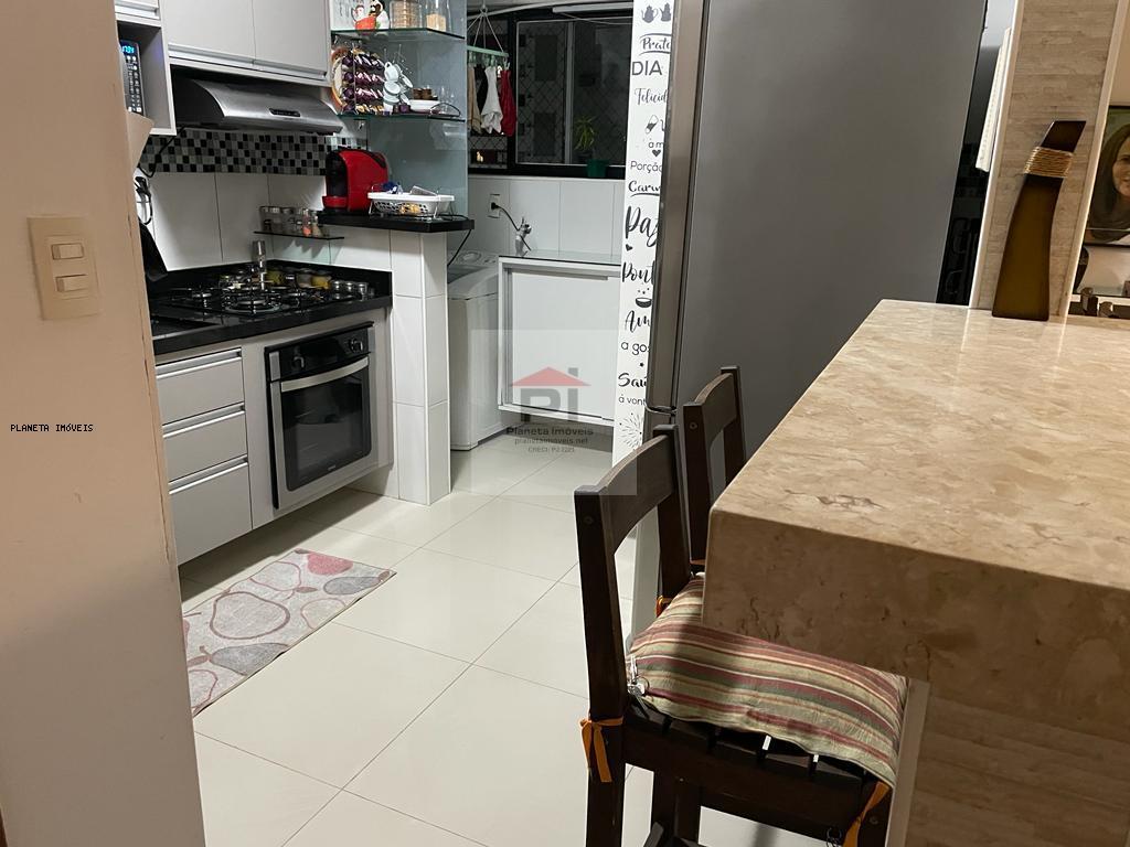 Apartamento à venda com 3 quartos, 81m² - Foto 14