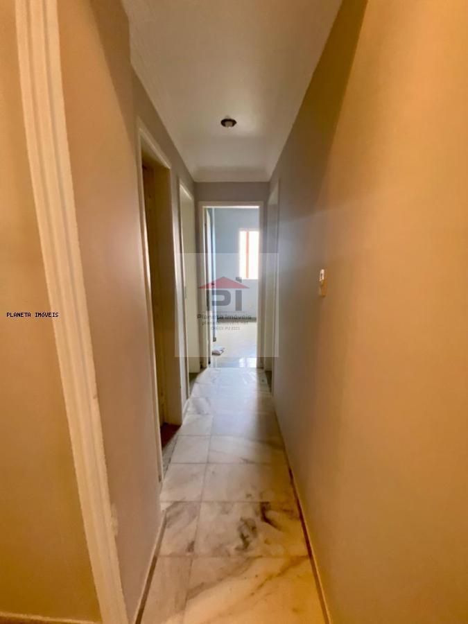 Apartamento à venda com 3 quartos, 139m² - Foto 3