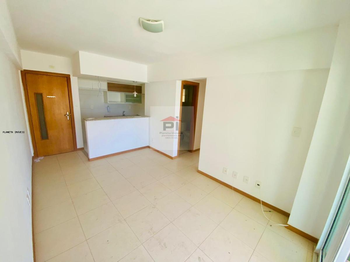 Apartamento à venda com 2 quartos, 62m² - Foto 1