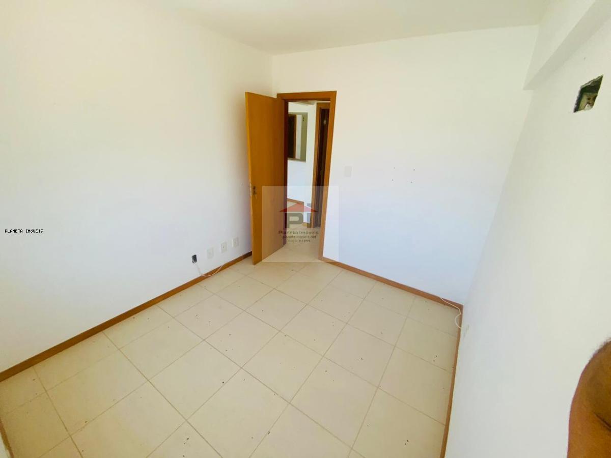 Apartamento à venda com 2 quartos, 62m² - Foto 3