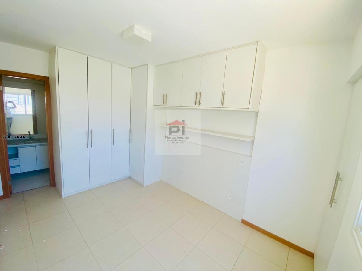 Apartamento à venda com 2 quartos, 62m² - Foto 4