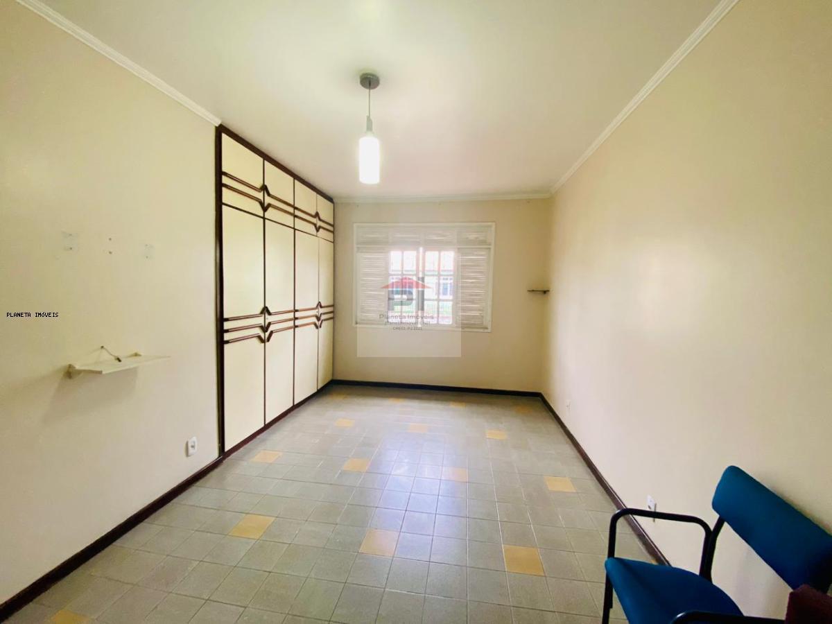 Casa à venda com 4 quartos, 161m² - Foto 6