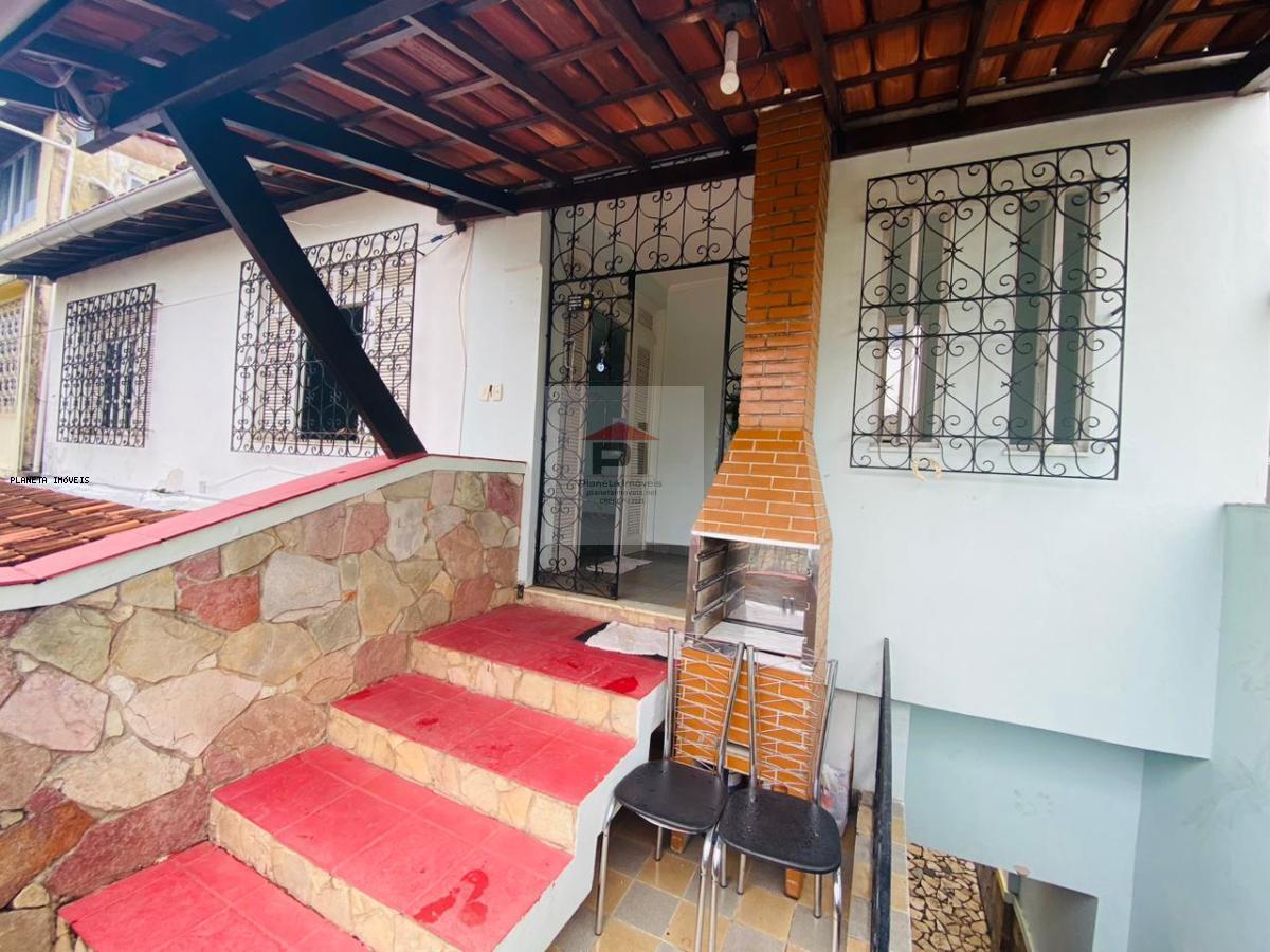 Casa à venda com 4 quartos, 161m² - Foto 1