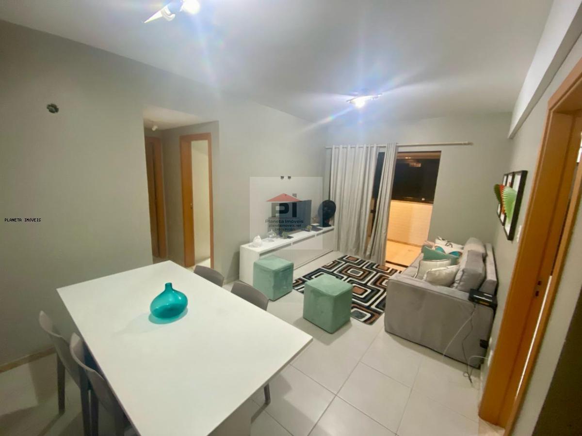 Apartamento à venda com 2 quartos, 72m² - Foto 2