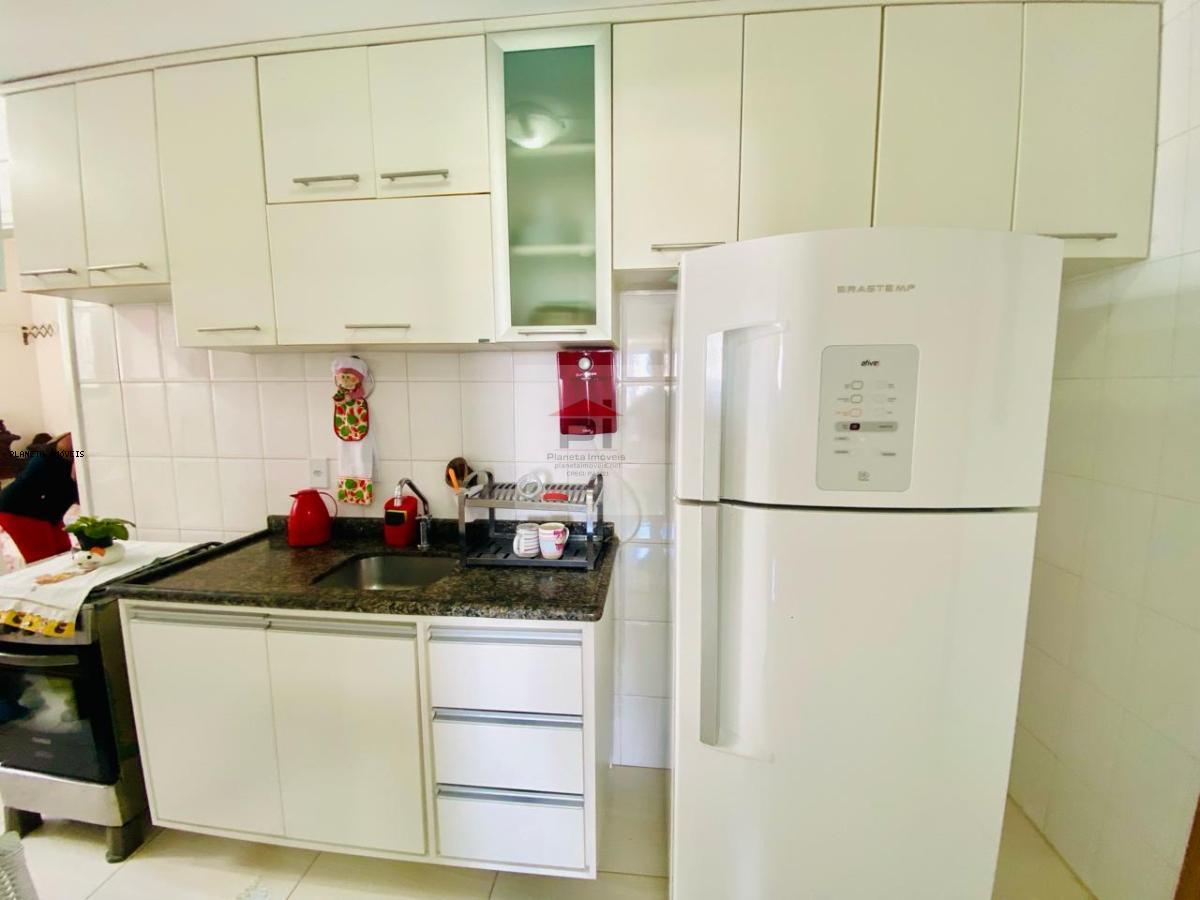 Apartamento à venda com 3 quartos, 82m² - Foto 4