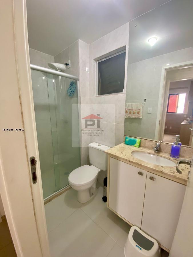 Apartamento à venda com 2 quartos, 68m² - Foto 8