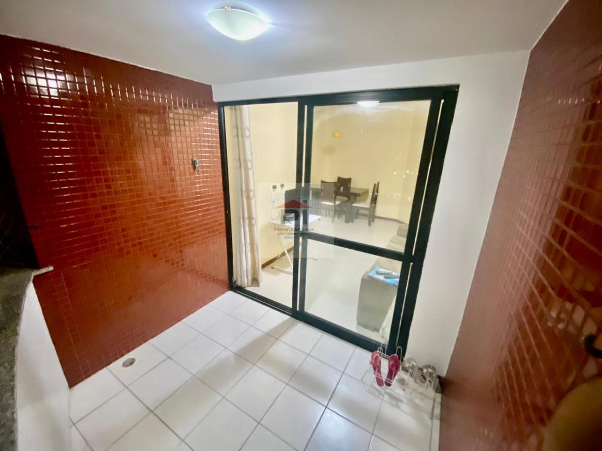 Apartamento à venda com 3 quartos, 74m² - Foto 2