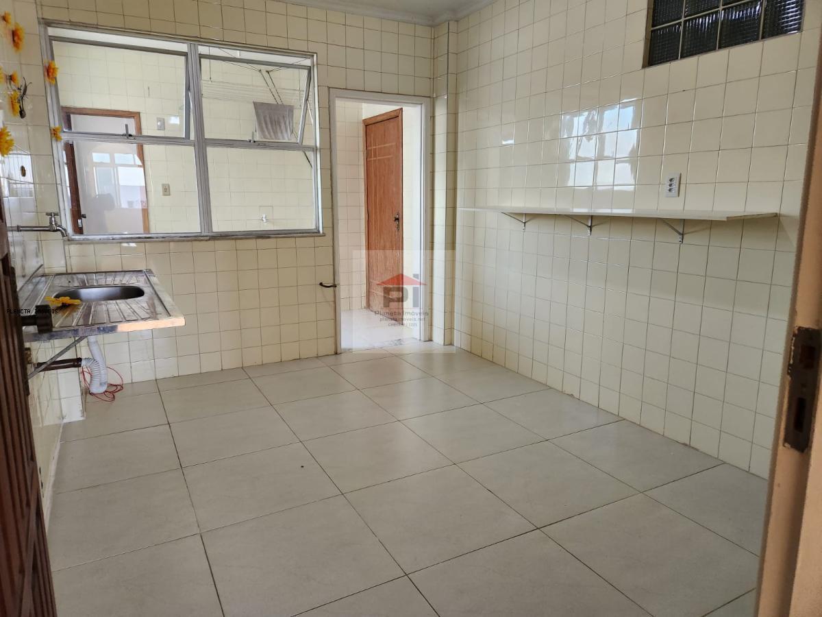 Apartamento à venda com 3 quartos, 108m² - Foto 6