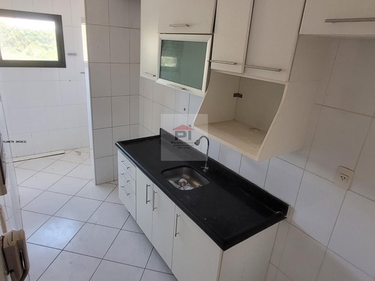 Apartamento à venda com 3 quartos, 74m² - Foto 7