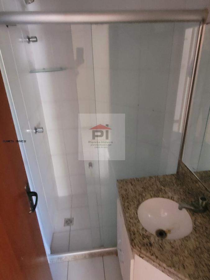 Apartamento à venda com 3 quartos, 74m² - Foto 15