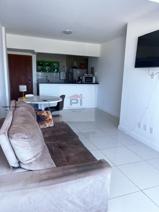 Apartamento à venda com 3 quartos, 85m² - Foto 2