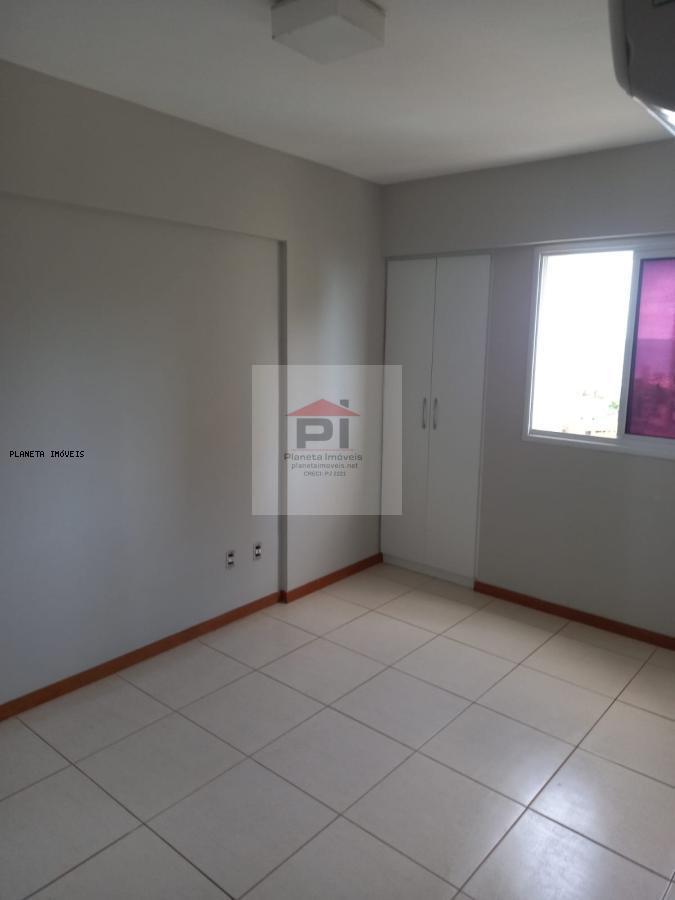 Apartamento à venda com 2 quartos, 62m² - Foto 13