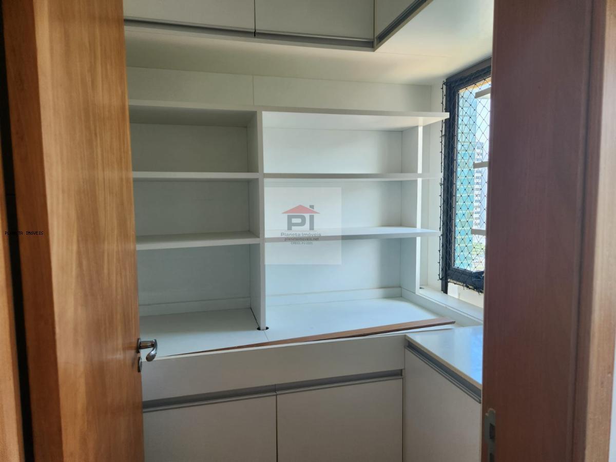 Apartamento à venda com 3 quartos, 106m² - Foto 12