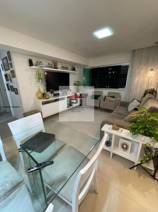 Apartamento à venda com 3 quartos, 82m² - Foto 1