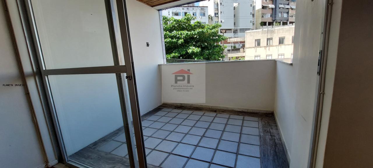 Apartamento à venda com 3 quartos, 139m² - Foto 2