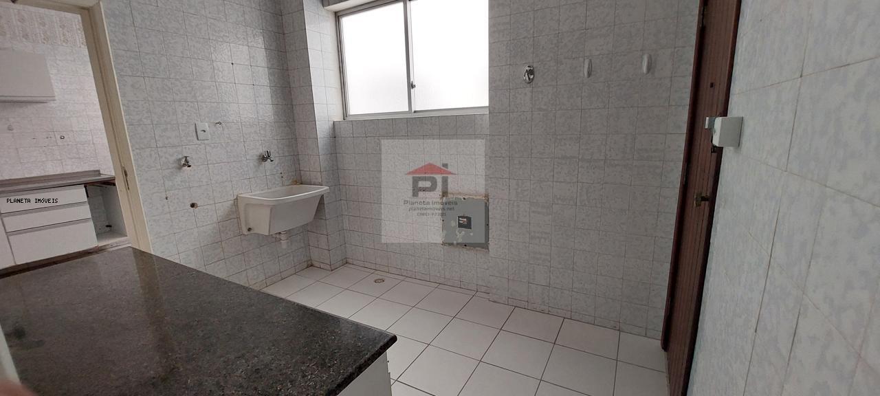 Apartamento à venda com 3 quartos, 139m² - Foto 30