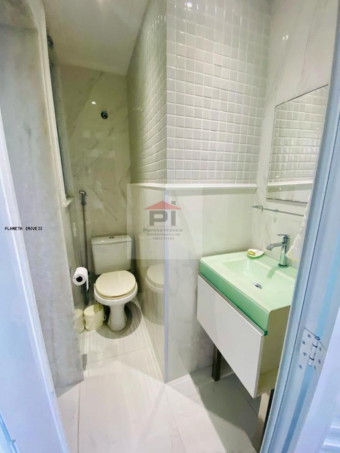 Apartamento à venda com 3 quartos, 232m² - Foto 12