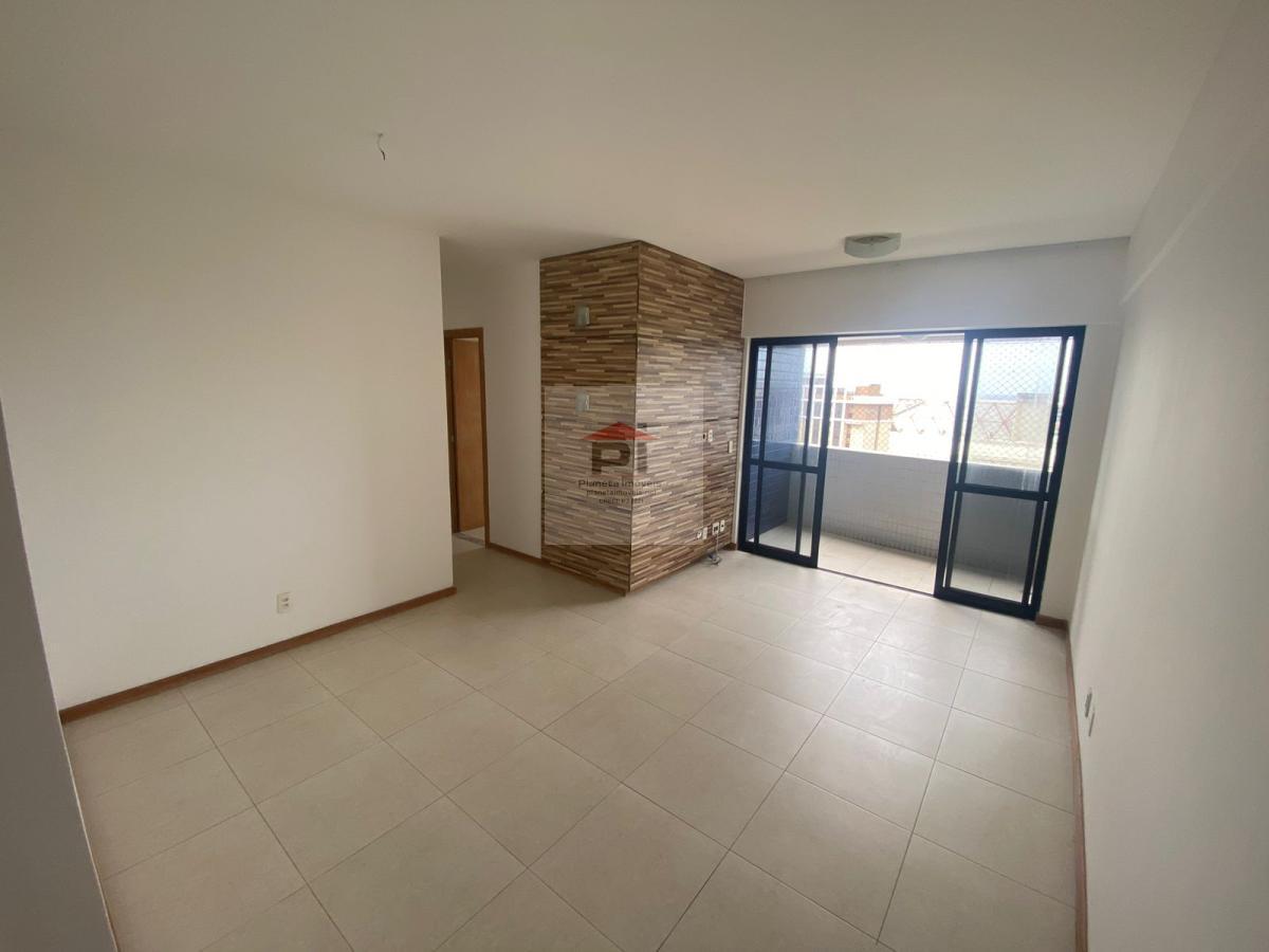 Apartamento à venda com 3 quartos, 74m² - Foto 2