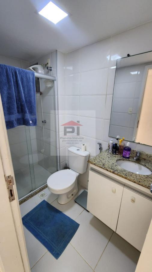 Apartamento à venda com 2 quartos, 70m² - Foto 15