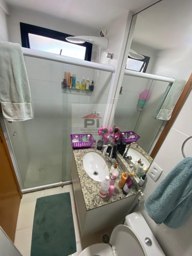 Apartamento à venda com 2 quartos, 70m² - Foto 8