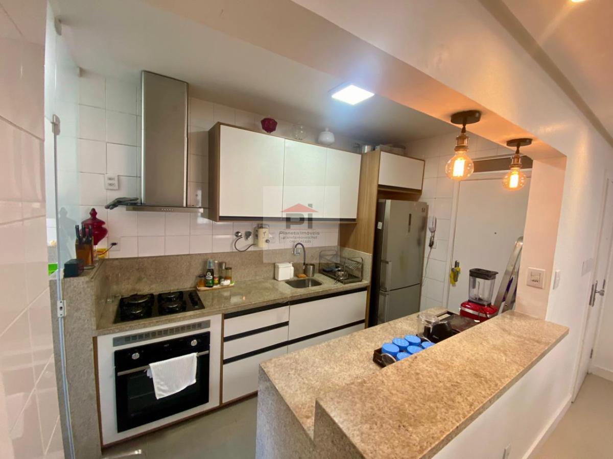 Apartamento à venda com 3 quartos, 80m² - Foto 4