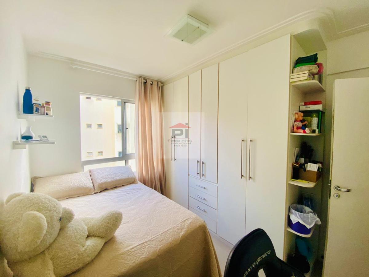 Apartamento à venda com 3 quartos, 80m² - Foto 12