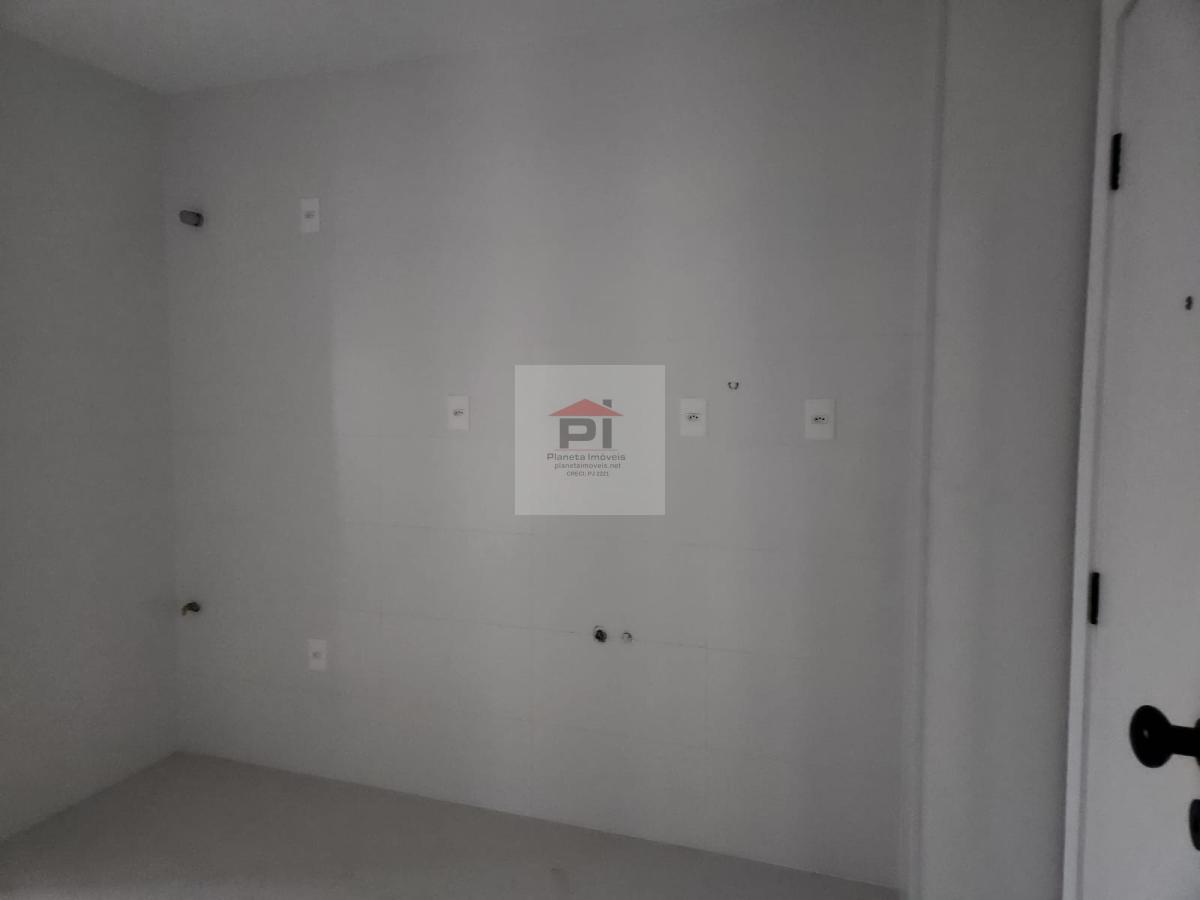 Apartamento à venda com 3 quartos, 86m² - Foto 2