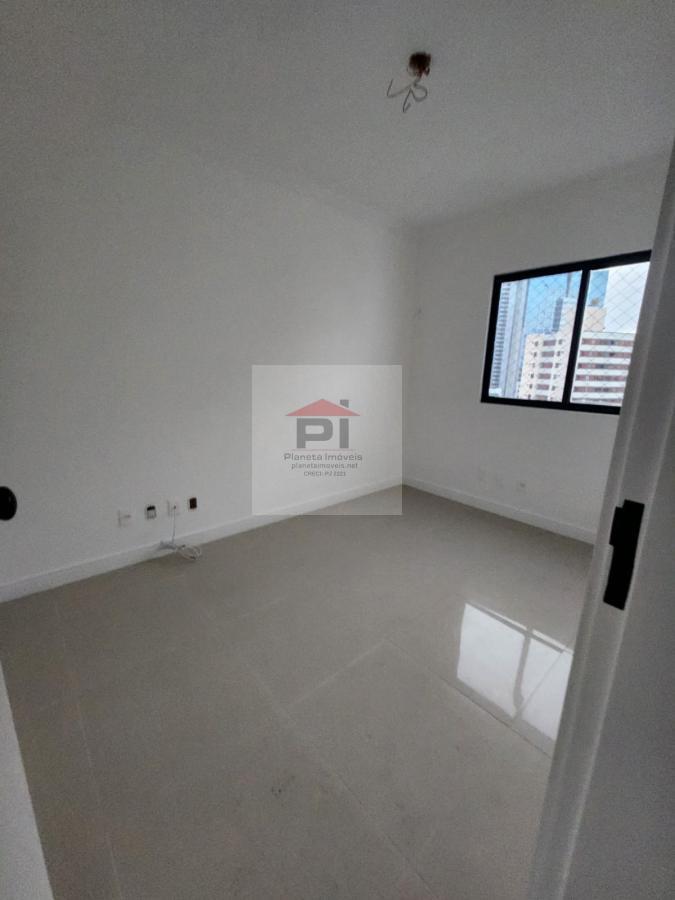 Apartamento à venda com 3 quartos, 86m² - Foto 13